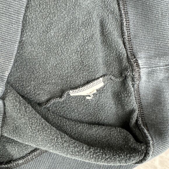 Under Armour Spellout Pullover Hoodie Womens M Black V Neck Pocket Casual (0787) - Picture 4 of 9